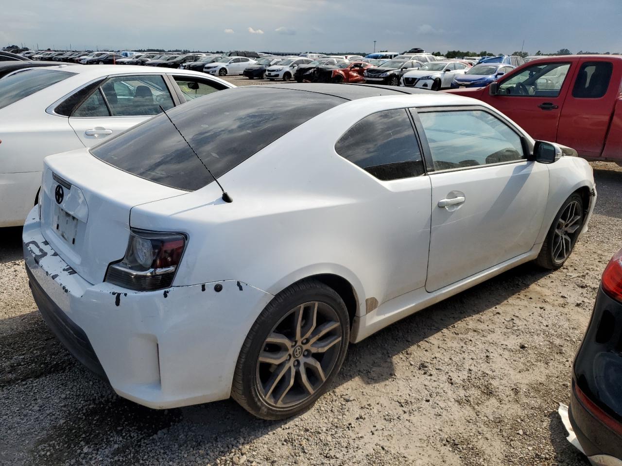 2014 Toyota tC - Image 3