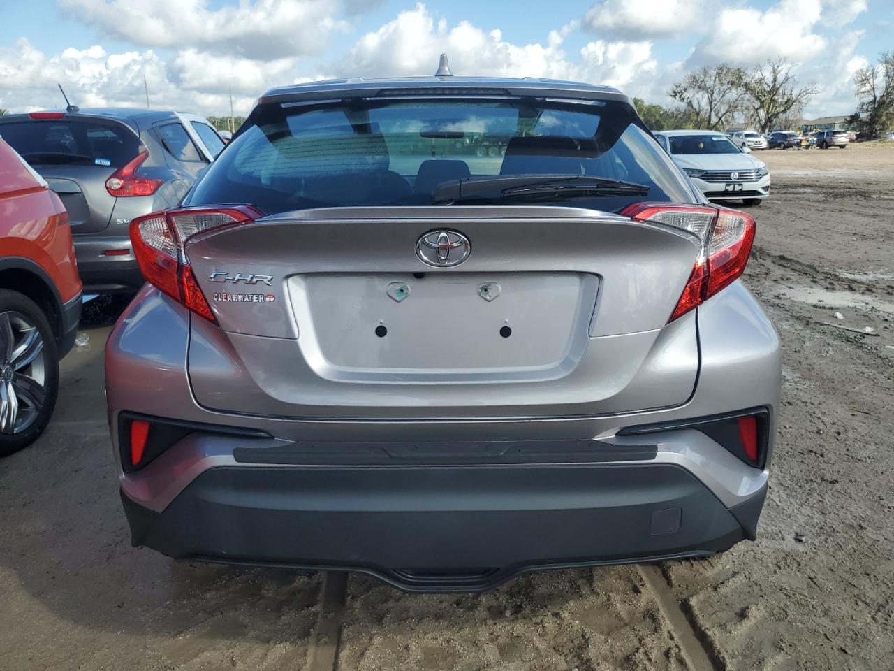 NMTKHMBX5LR103692 2020 Toyota C-Hr Xle