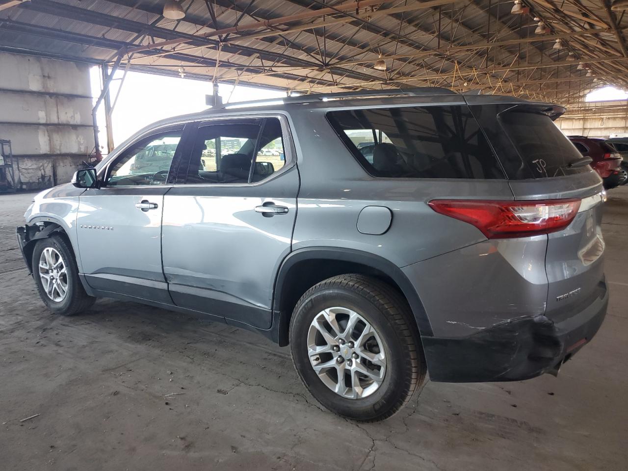 2019 Chevrolet Traverse - Image 2