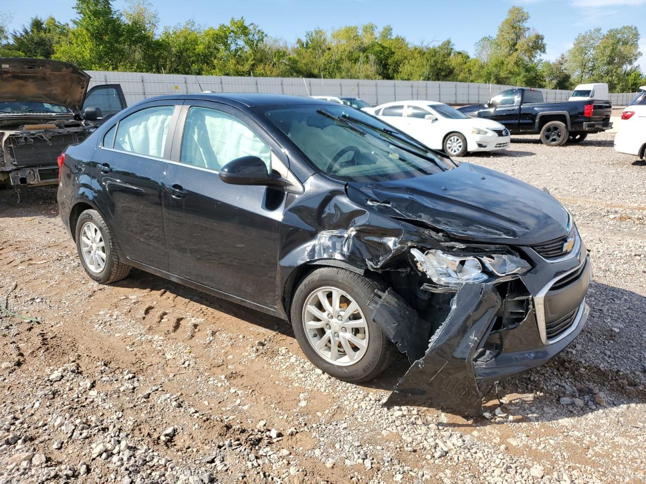 2018 Chevrolet Sonic - Image 4