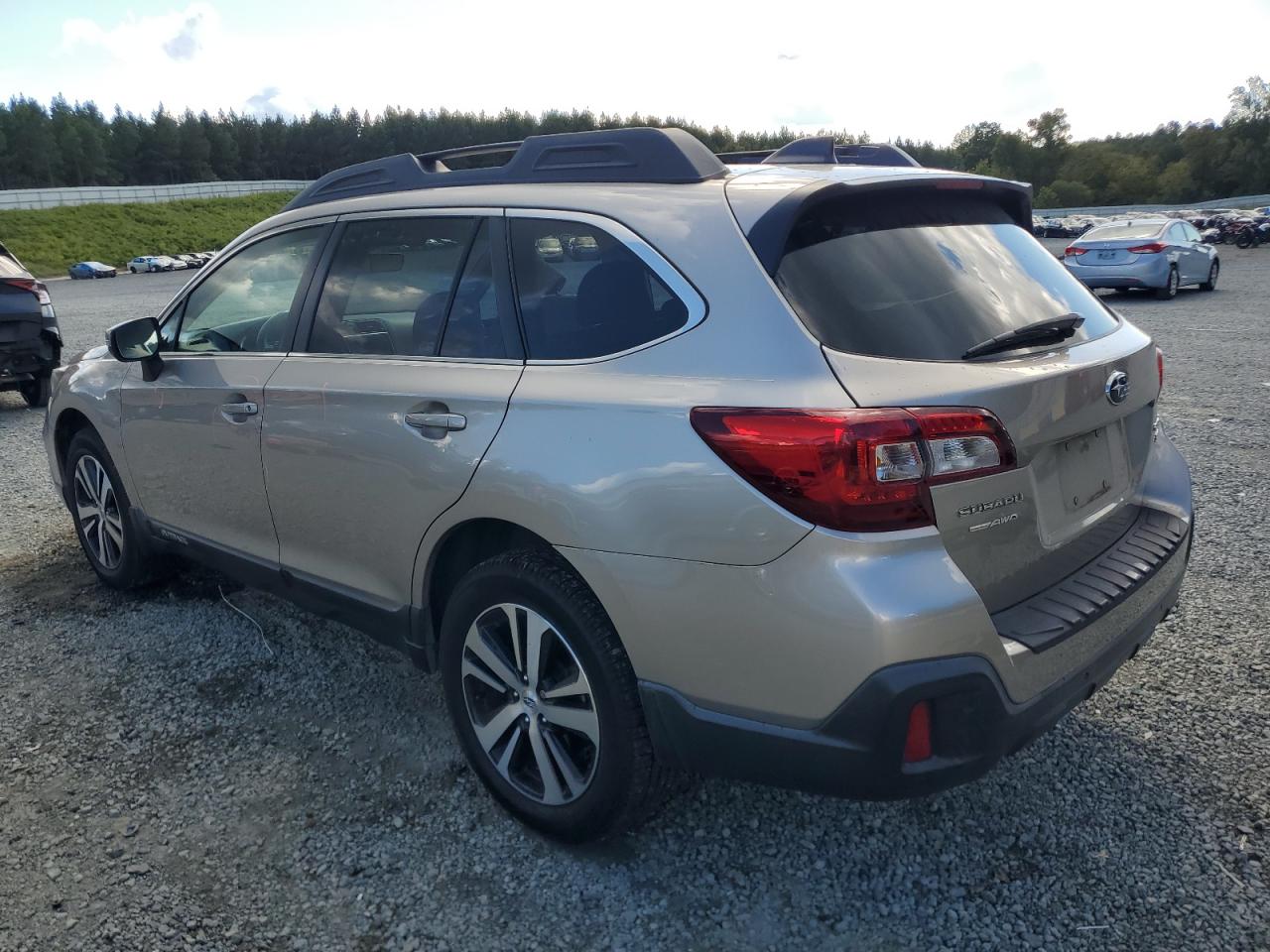 2019 Subaru Outback 3.6R Limited VIN: 4S4BSENC3K3299760 Lot: 71940854