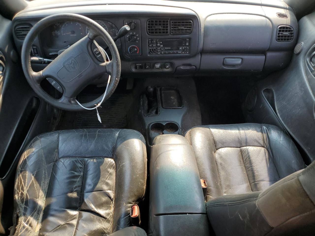 1B4HS28Y4XF593658 1999 Dodge Durango