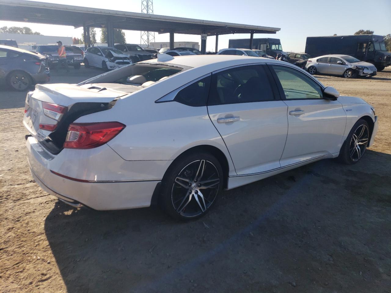 1HGCV3F91NA025689 2022 Honda Accord Touring Hybrid