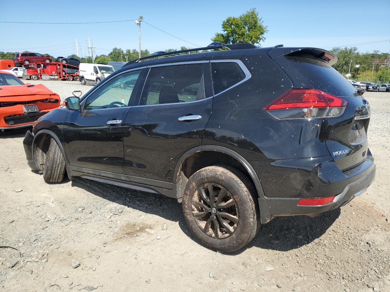 2017 Nissan Rogue Sv VIN: 5N1AT2MVXHC868607 Lot: 69917224