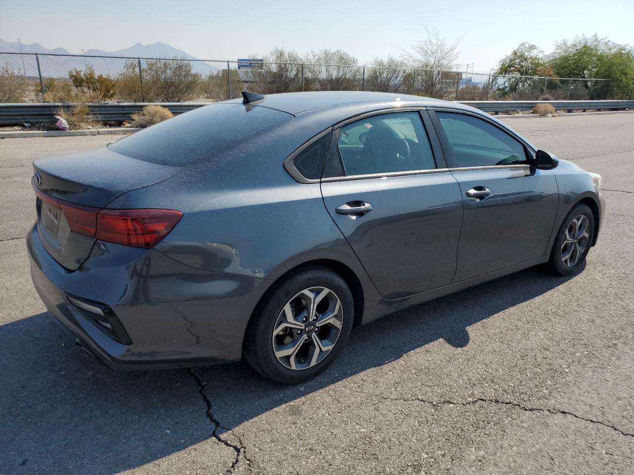 2020 Kia Forte - Image 3