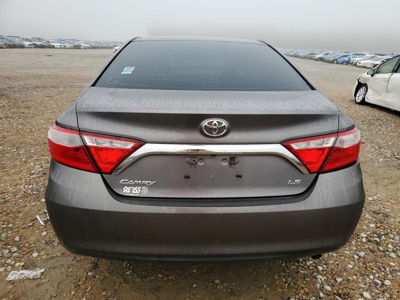 4T1BF1FK2FU920067 2015 Toyota Camry Le