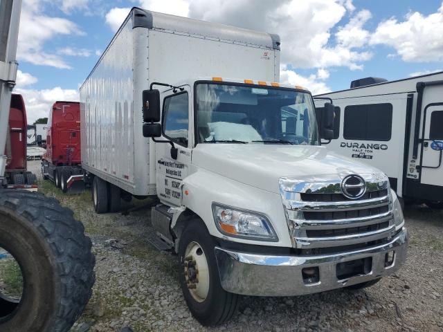 2017 Hino 258/268  за продажба в Madisonville, TN - Side