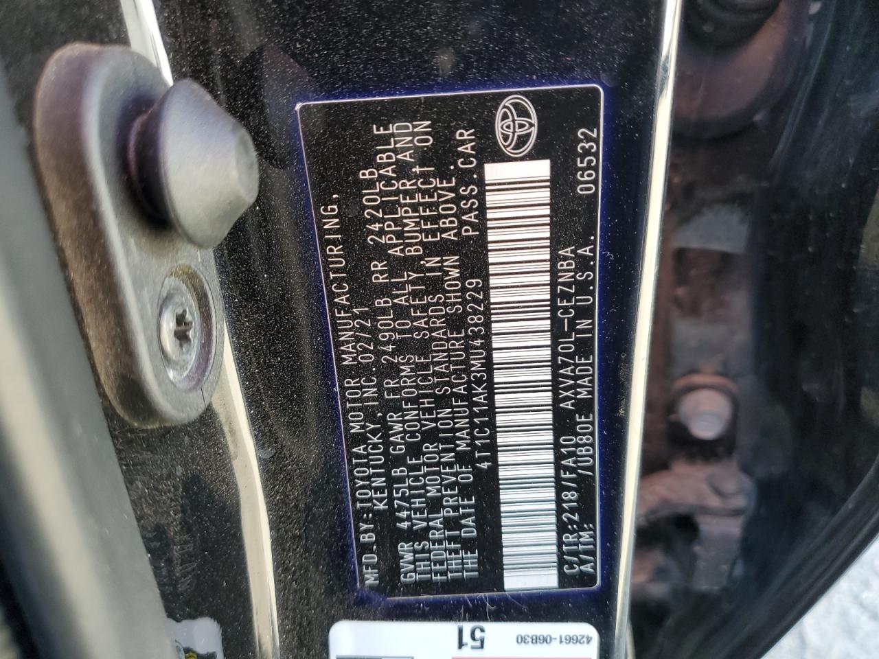 4T1C11AK3MU438229 2021 Toyota Camry Le