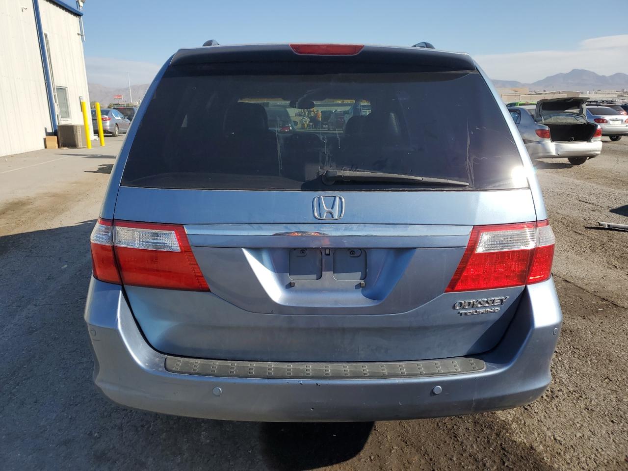 2005 Honda Odyssey Touring VIN: 5FNRL38855B030646 Lot: 71664404