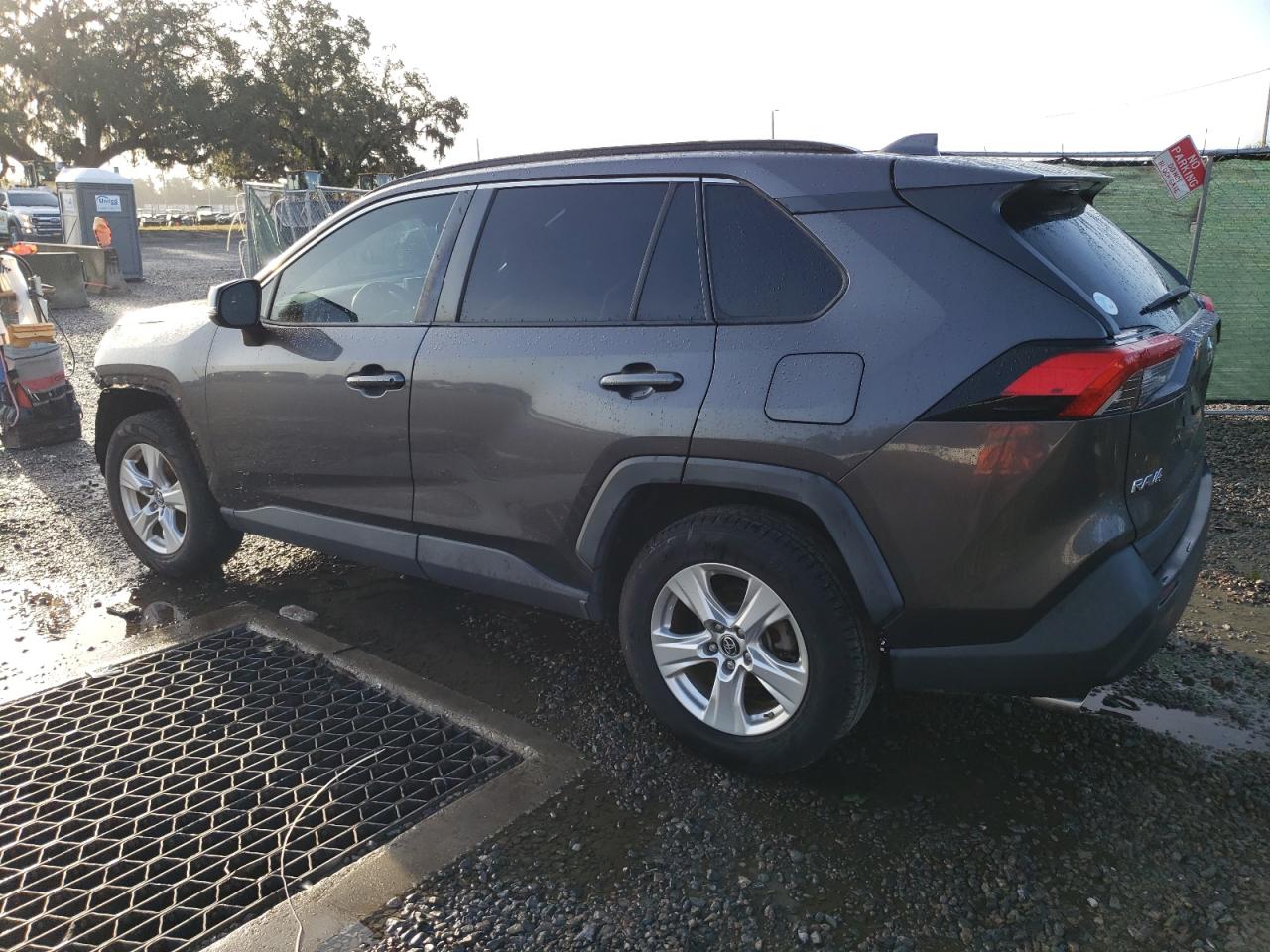 JTMW1RFV7KJ014134 2019 TOYOTA RAV 4 - Image 2