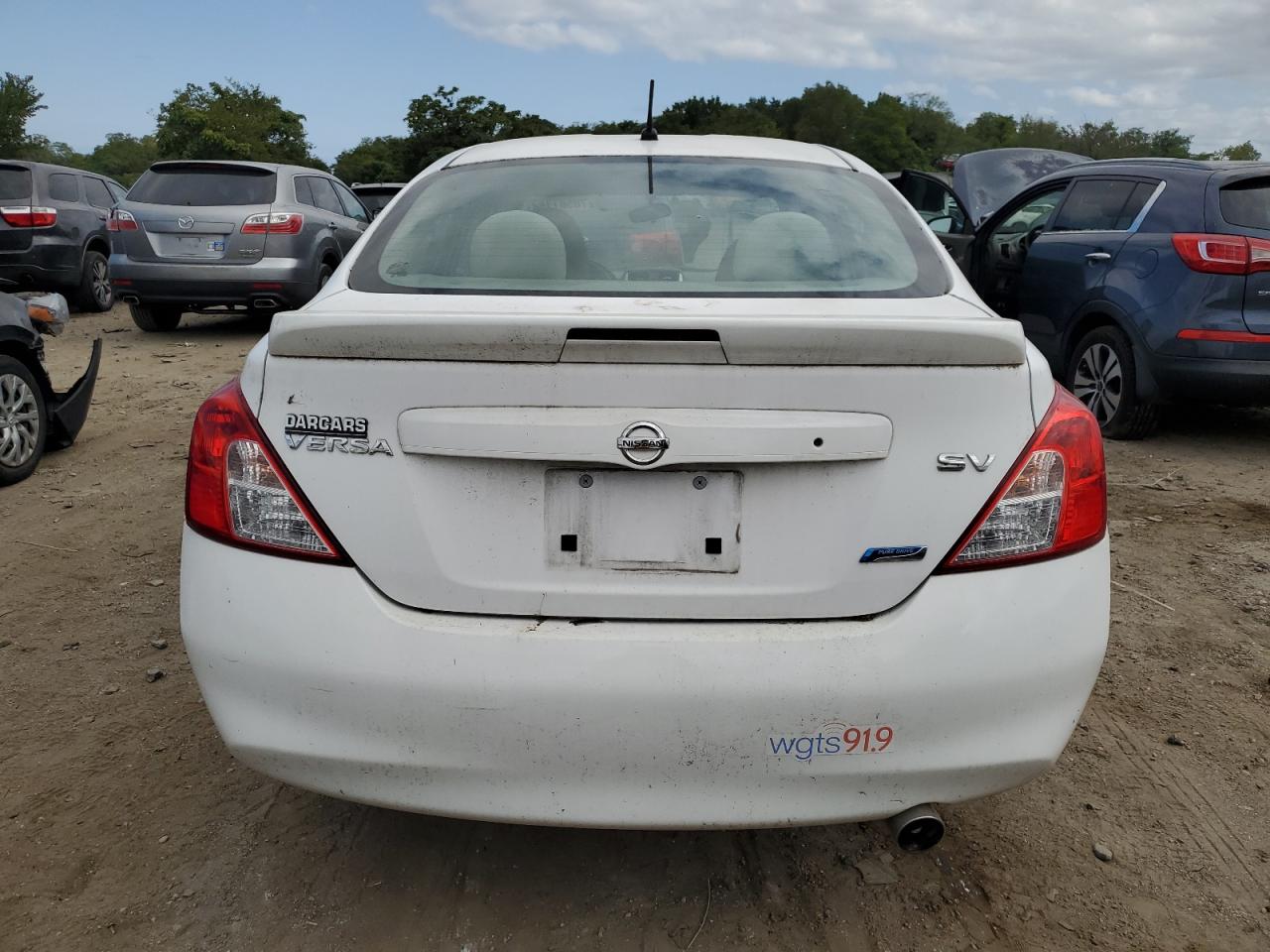 2014 Nissan Versa S VIN: 3N1CN7AP1EL854088 Lot: 70561154