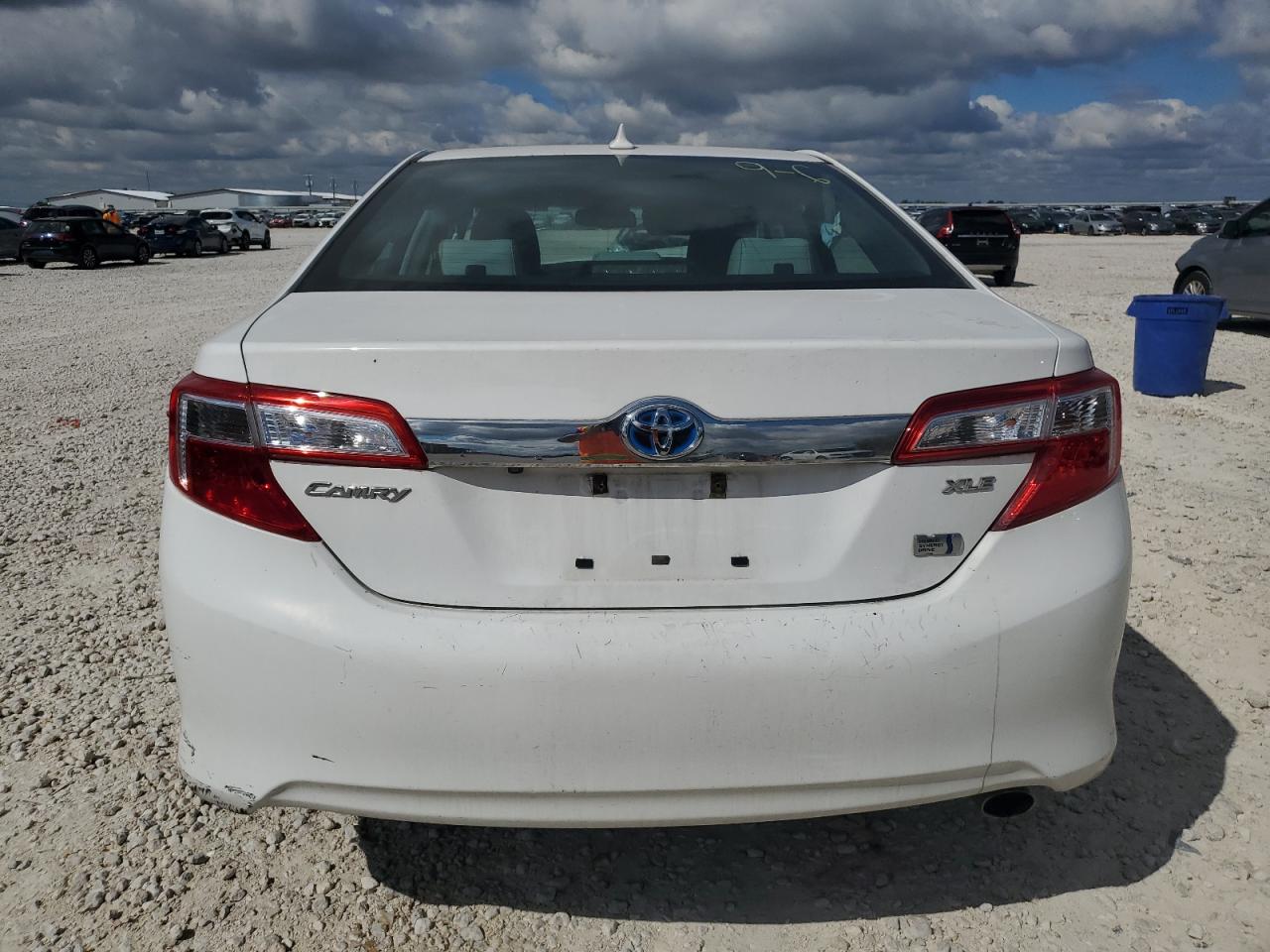 2012 Toyota Camry Hybrid VIN: 4T1BD1FK8CU038404 Lot: 71415464