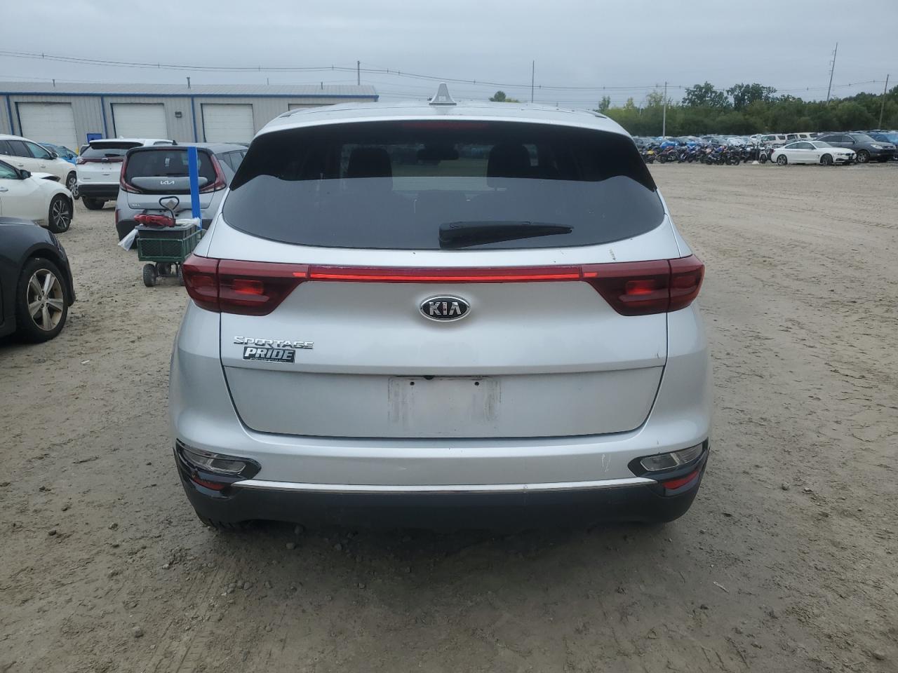 KNDPMCAC8L7815796 2020 Kia Sportage Lx