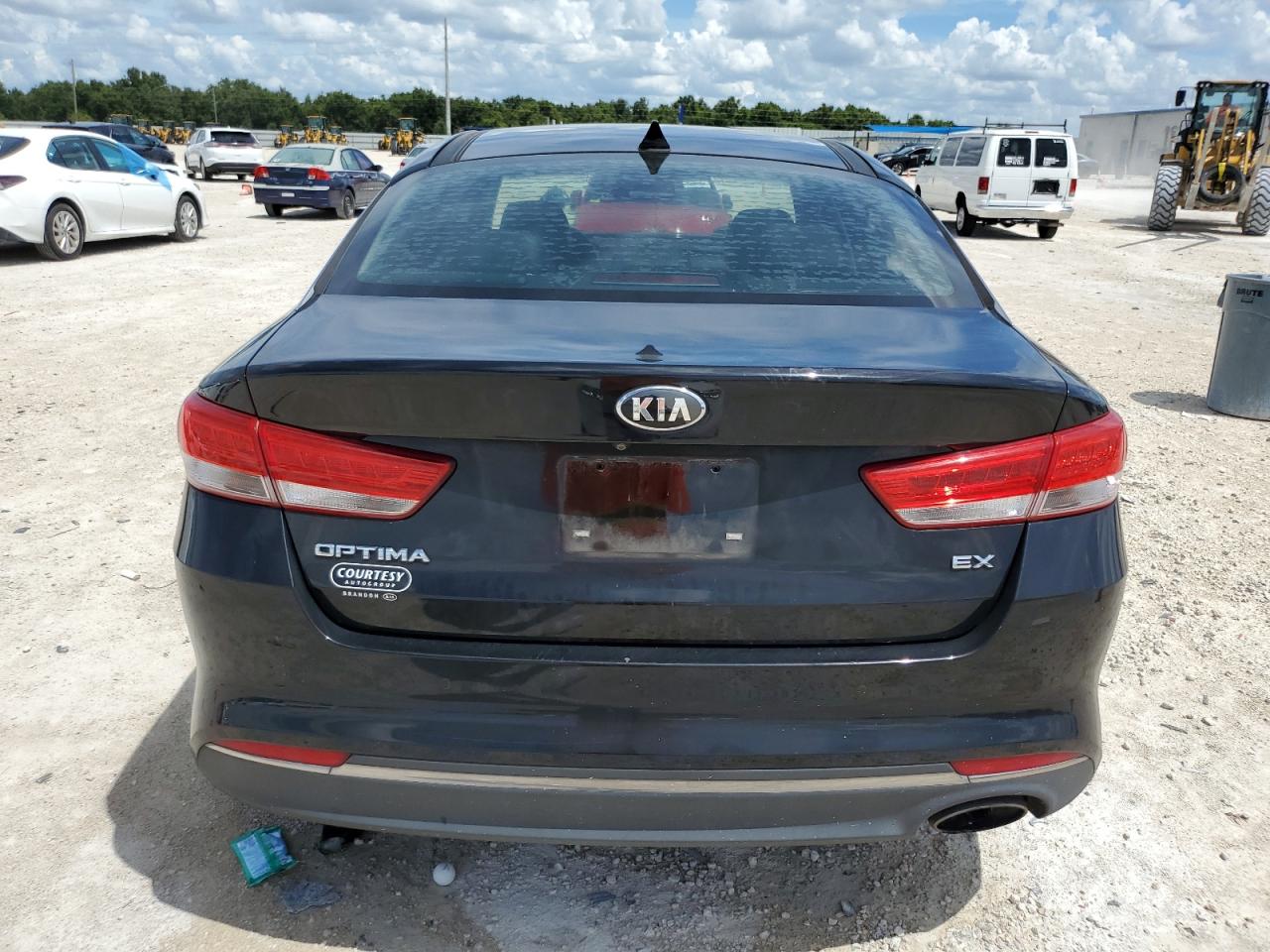 2016 Kia Optima Ex VIN: 5XXGU4L38GG055501 Lot: 70745374