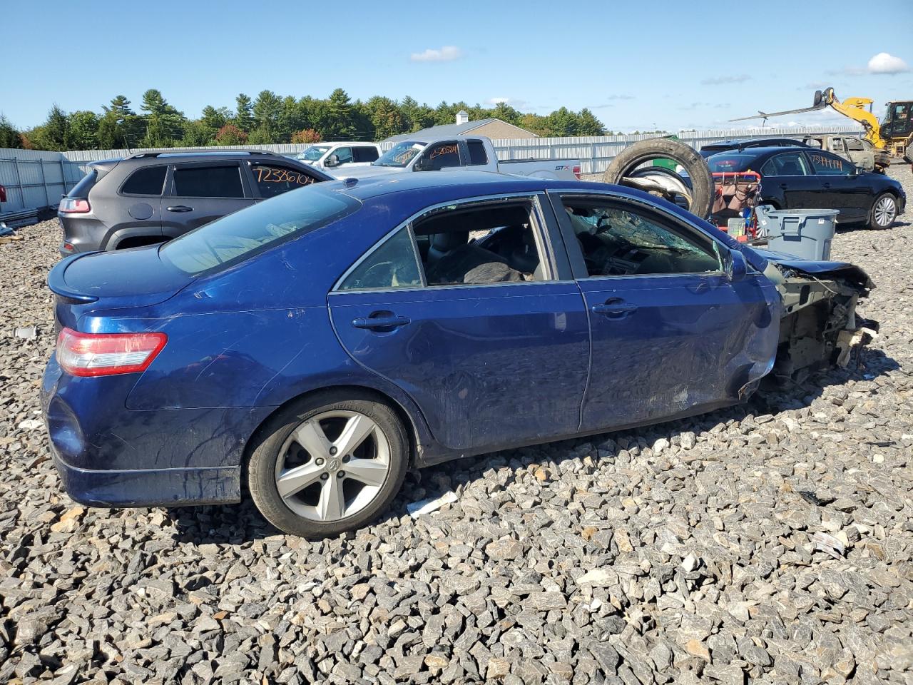 2010 Toyota Camry - Image 3