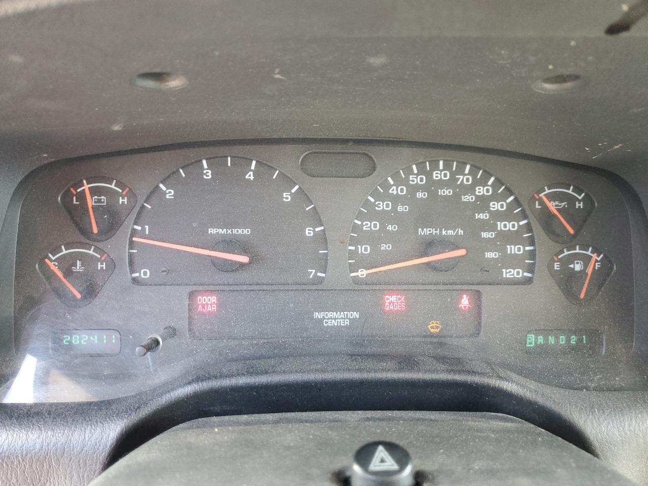 2002 Dodge Durango R/T VIN: 1B4HS78ZX2F170310 Lot: 72377464