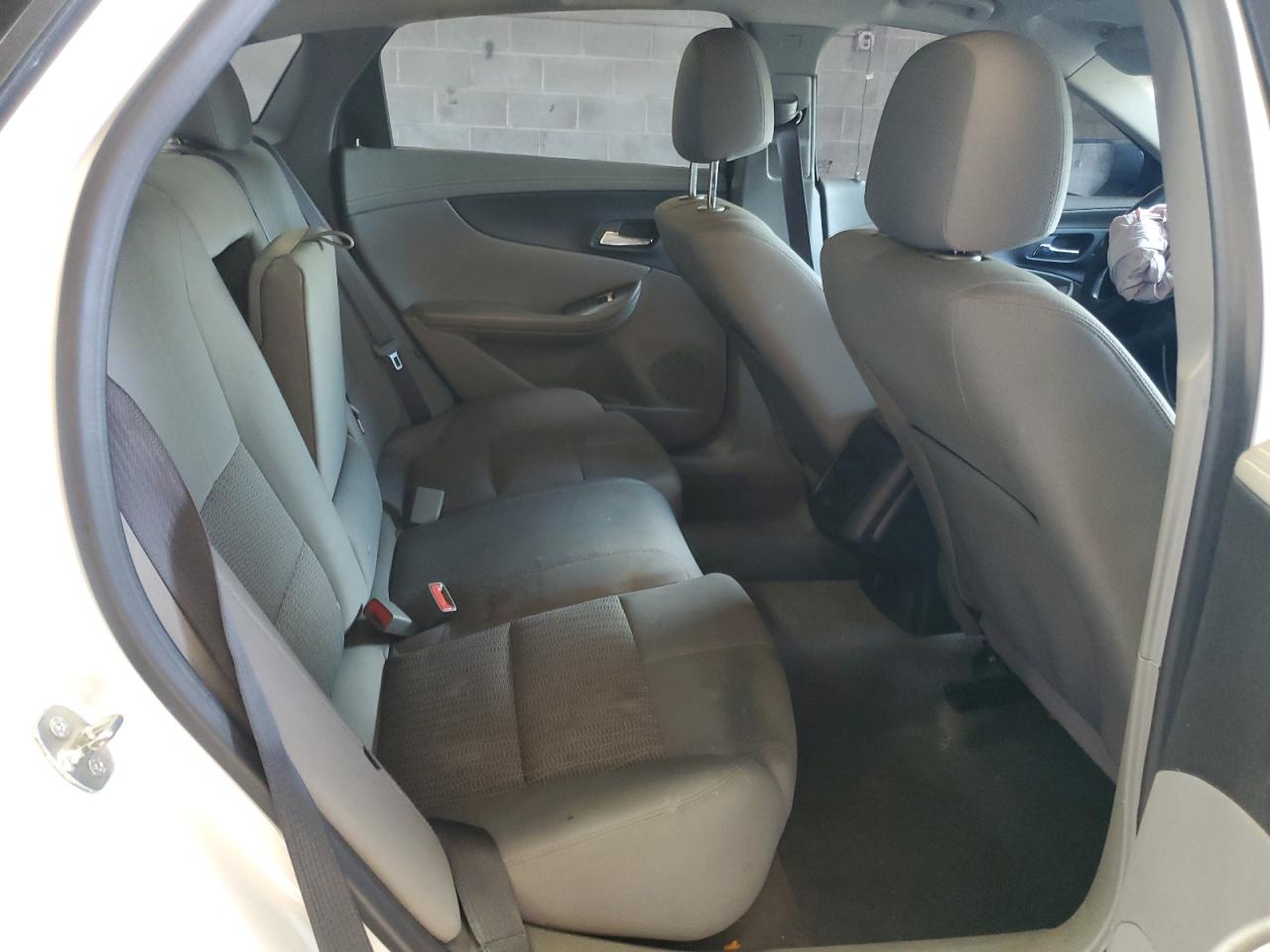 2017 Chevrolet Impala - Image 10