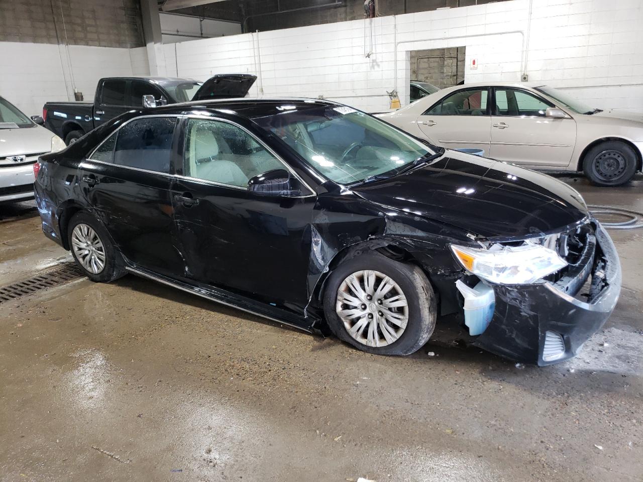 VIN 4T1BF1FK7DU259231 2013 TOYOTA CAMRY no.4