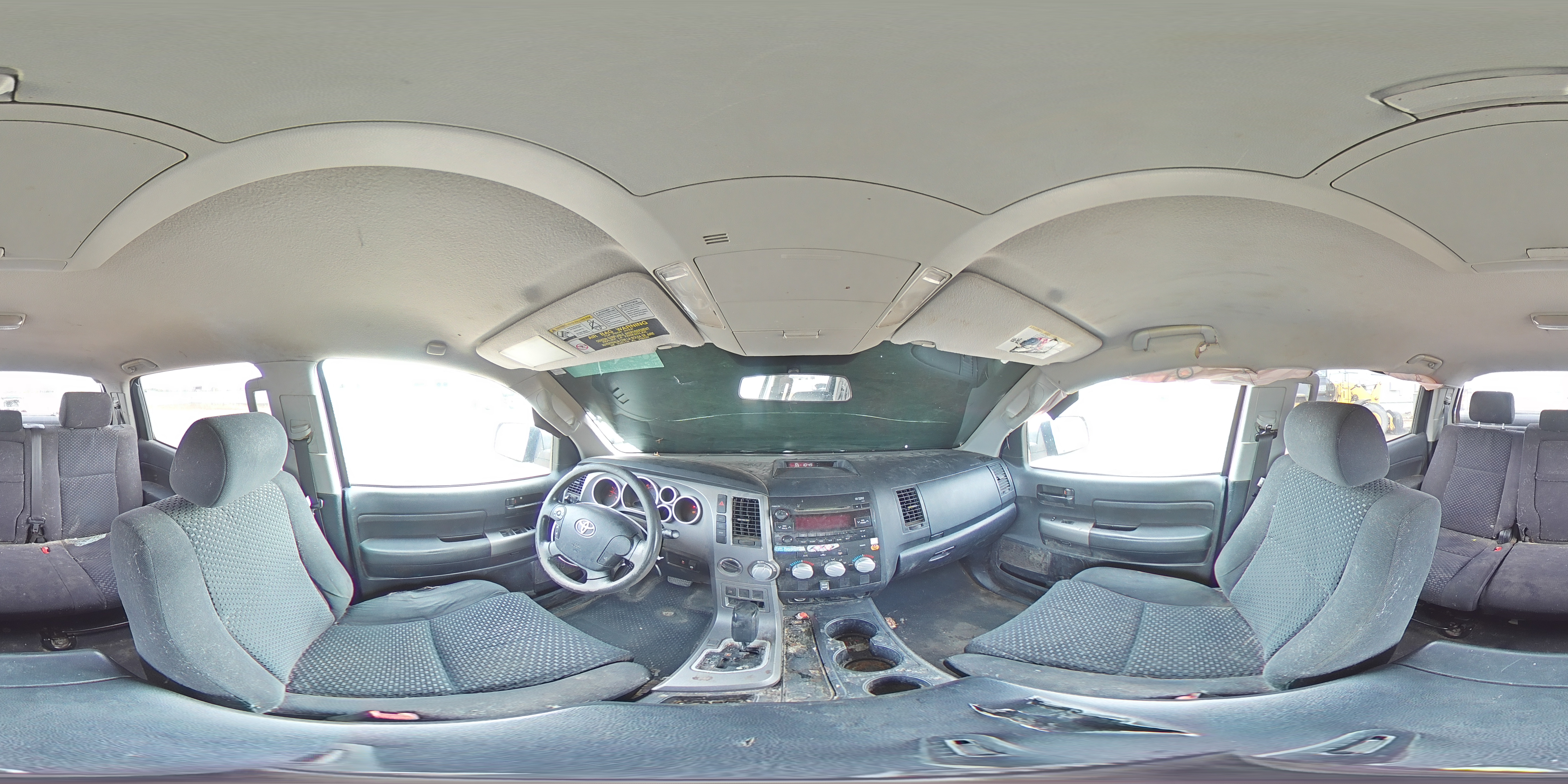 2011 Toyota Tundra - Image 13