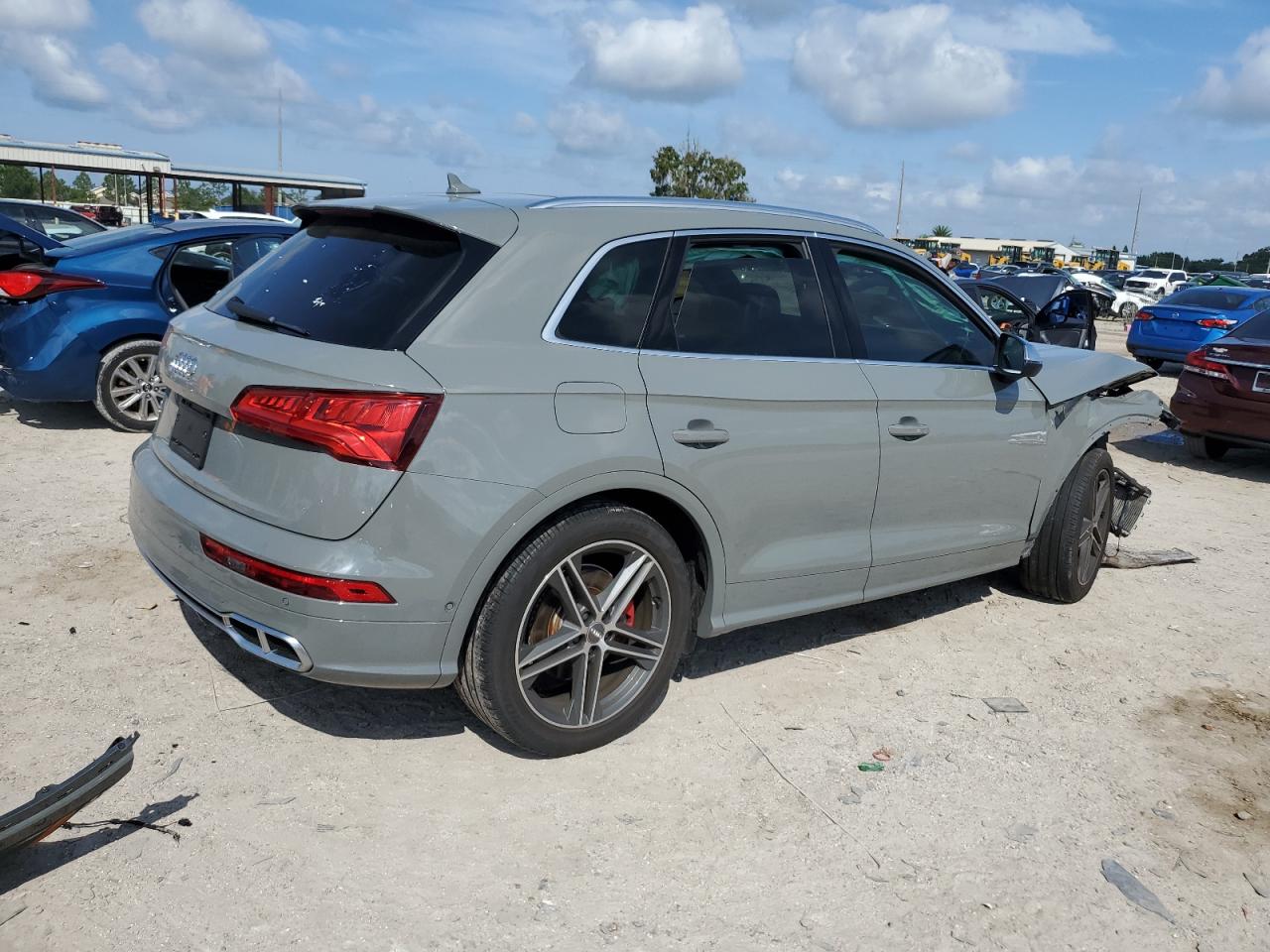 WA1C4BFY9K2140267 2019 Audi Sq5 Prestige