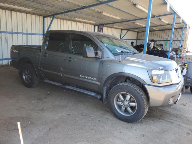  NISSAN TITAN 2015 Gray