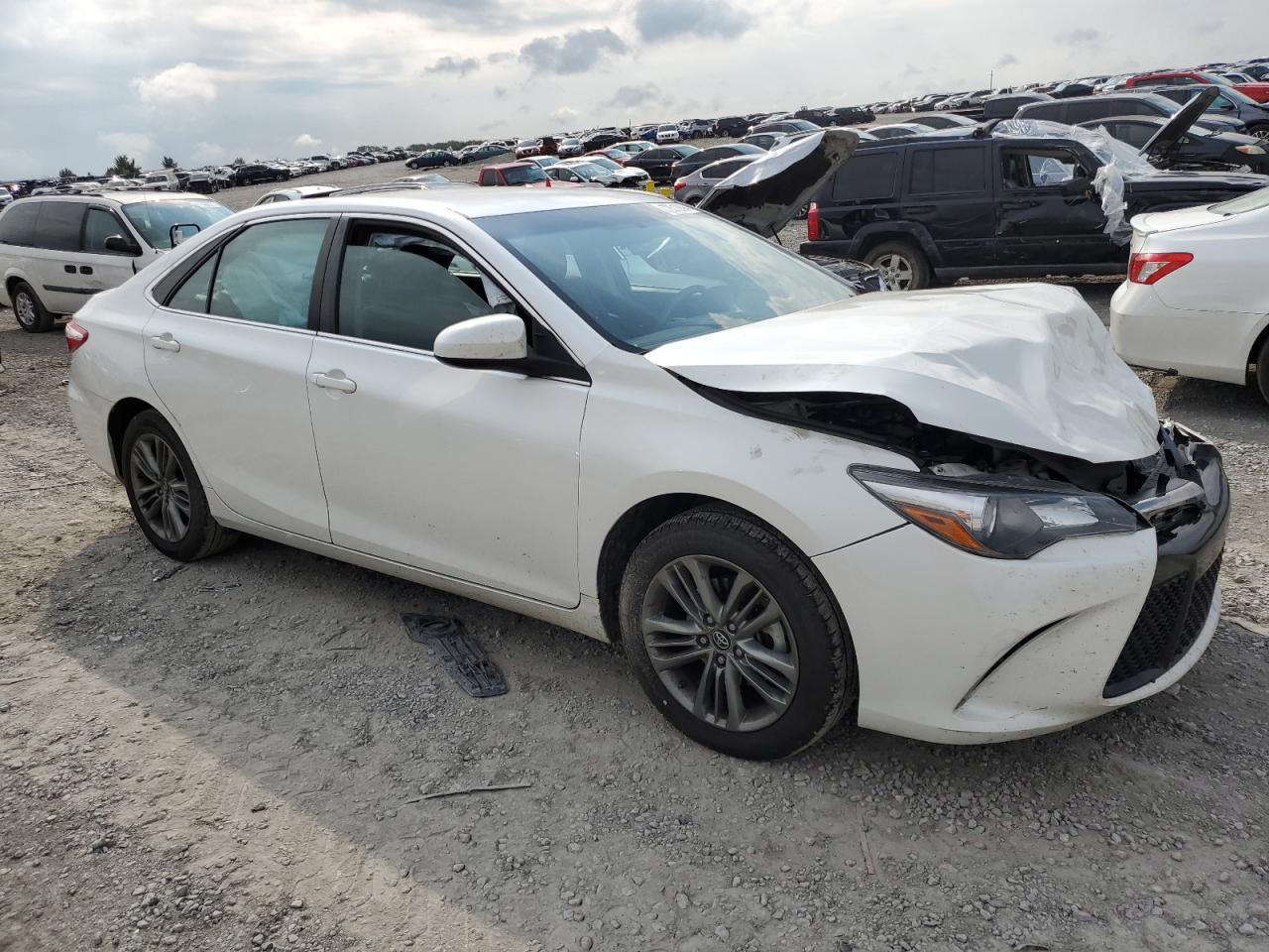 2017 Toyota Camry - Image 4