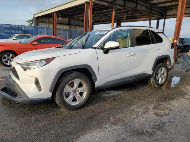  TOYOTA RAV4 2021 Білий