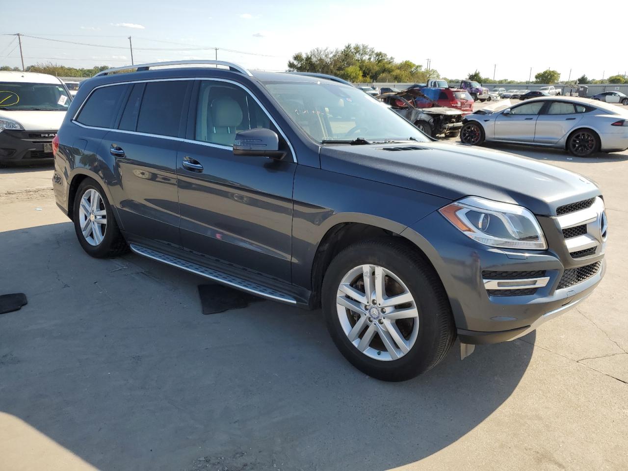 VIN 4JGDF7CEXDA170247 2013 MERCEDES-BENZ GL-CLASS no.4