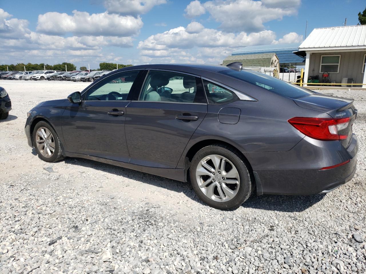 1HGCV1F13KA090201 2019 HONDA ACCORD - Image 2