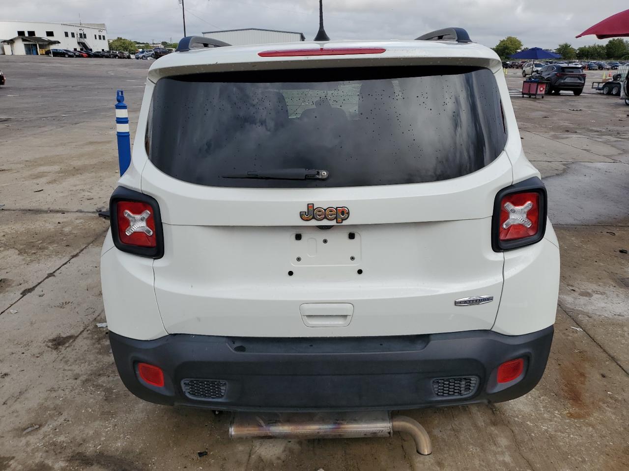 ZACNJABB0KPK01639 2019 Jeep Renegade Latitude