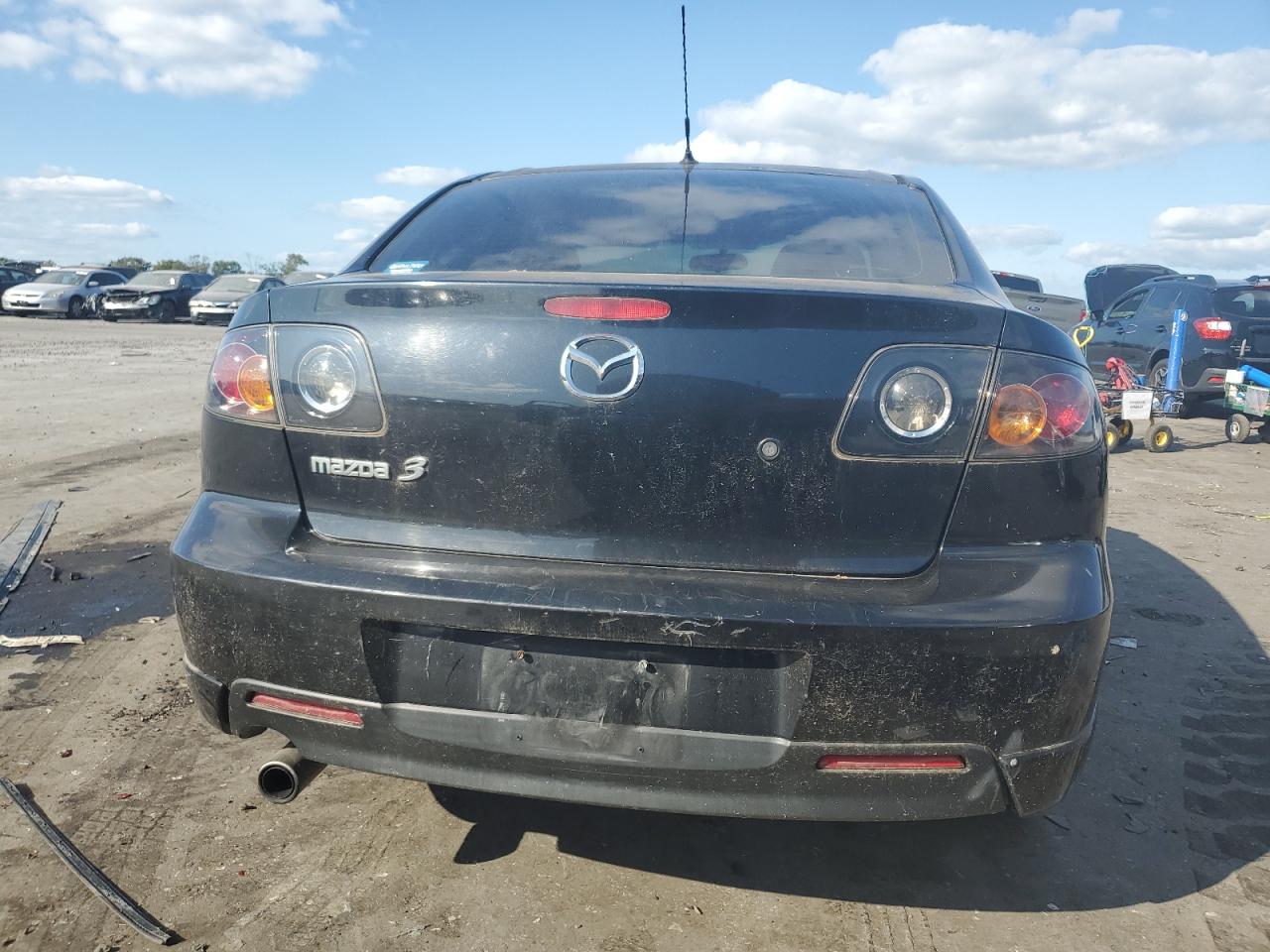 JM1BK323551248113 2005 Mazda 3 S