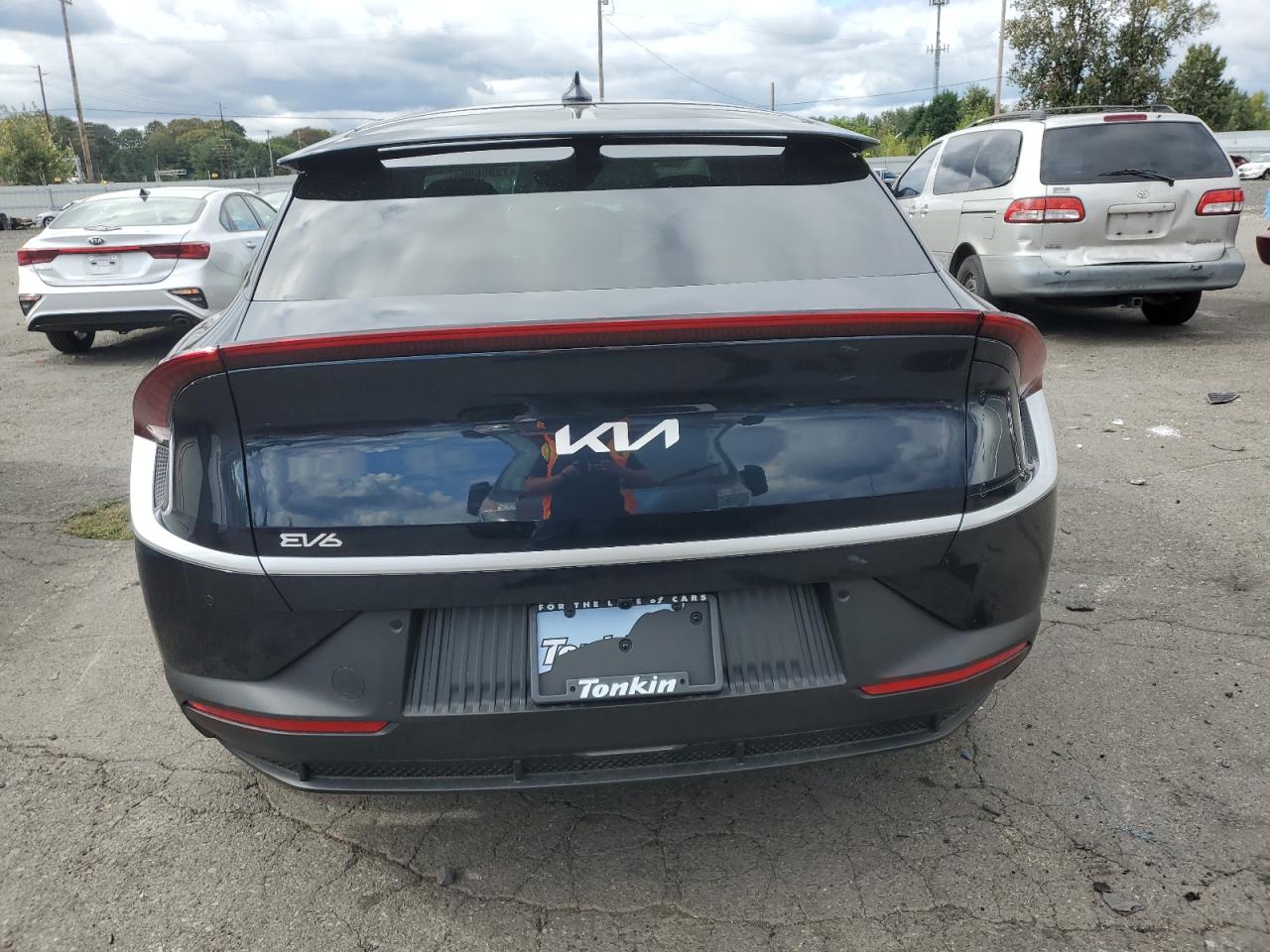 KNDC3DLC7R5208166 2024 Kia Ev6 Light