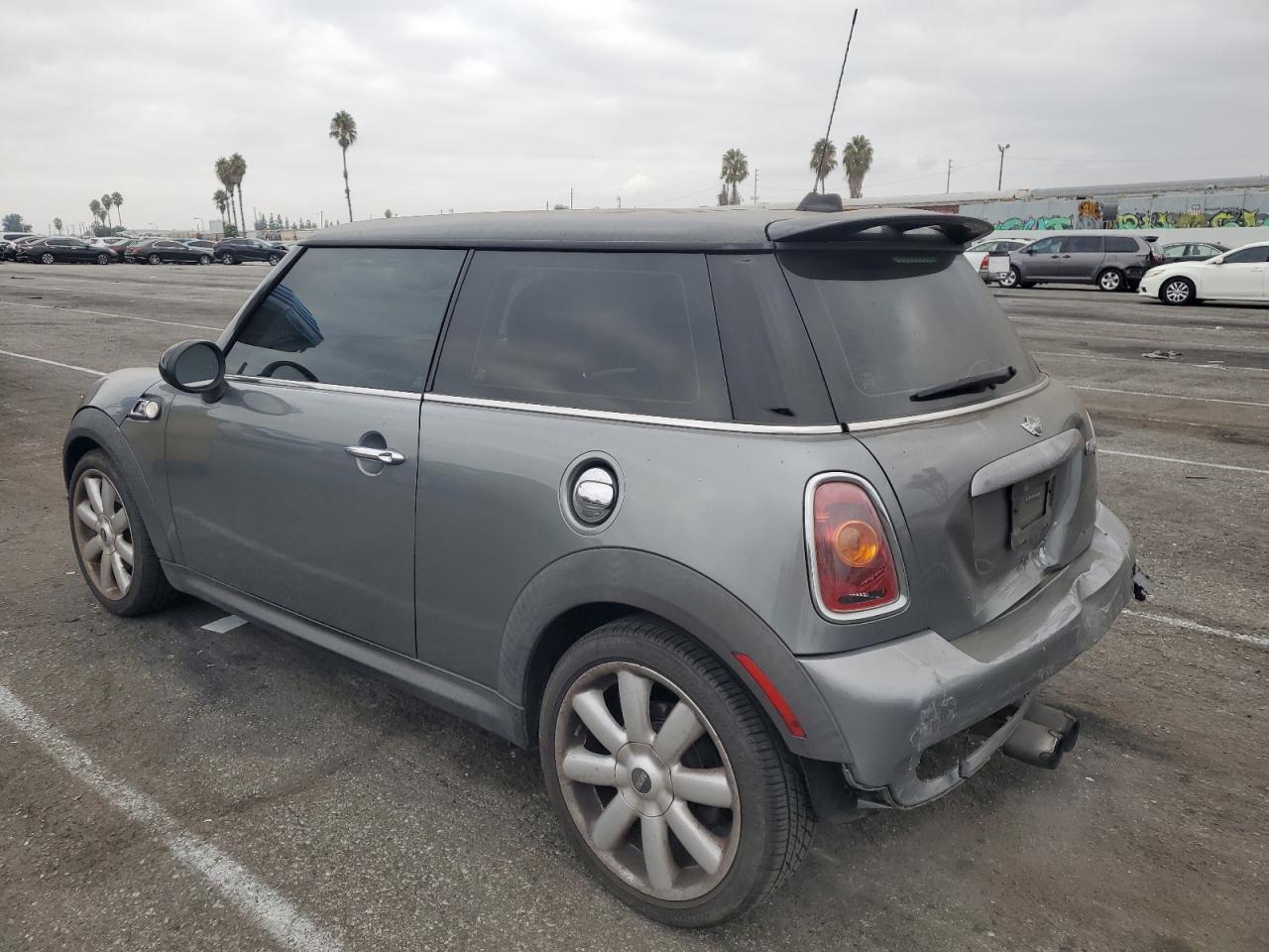 2009 MINI Cooper - Image 2