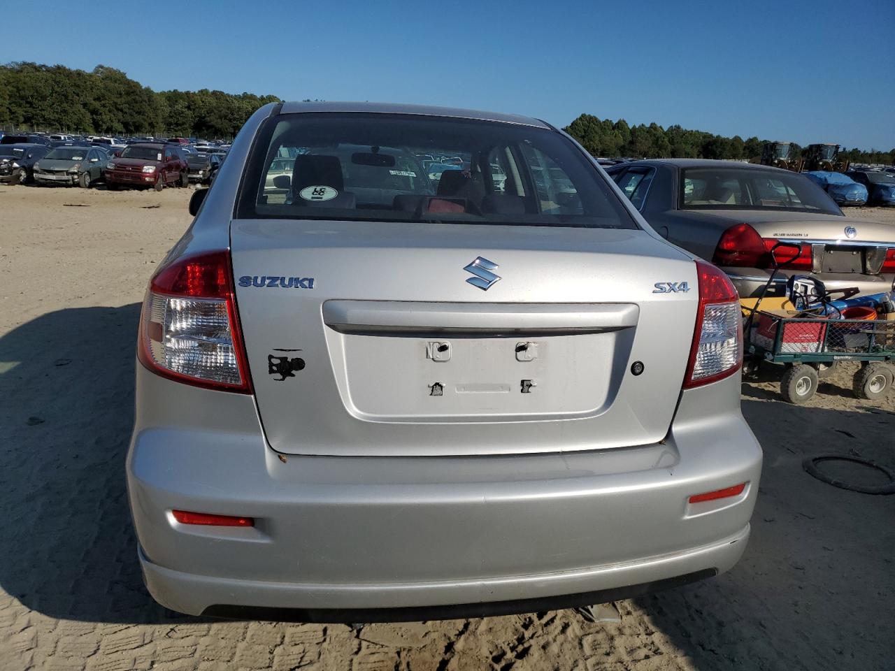 2008 Suzuki SX4 - Image 6