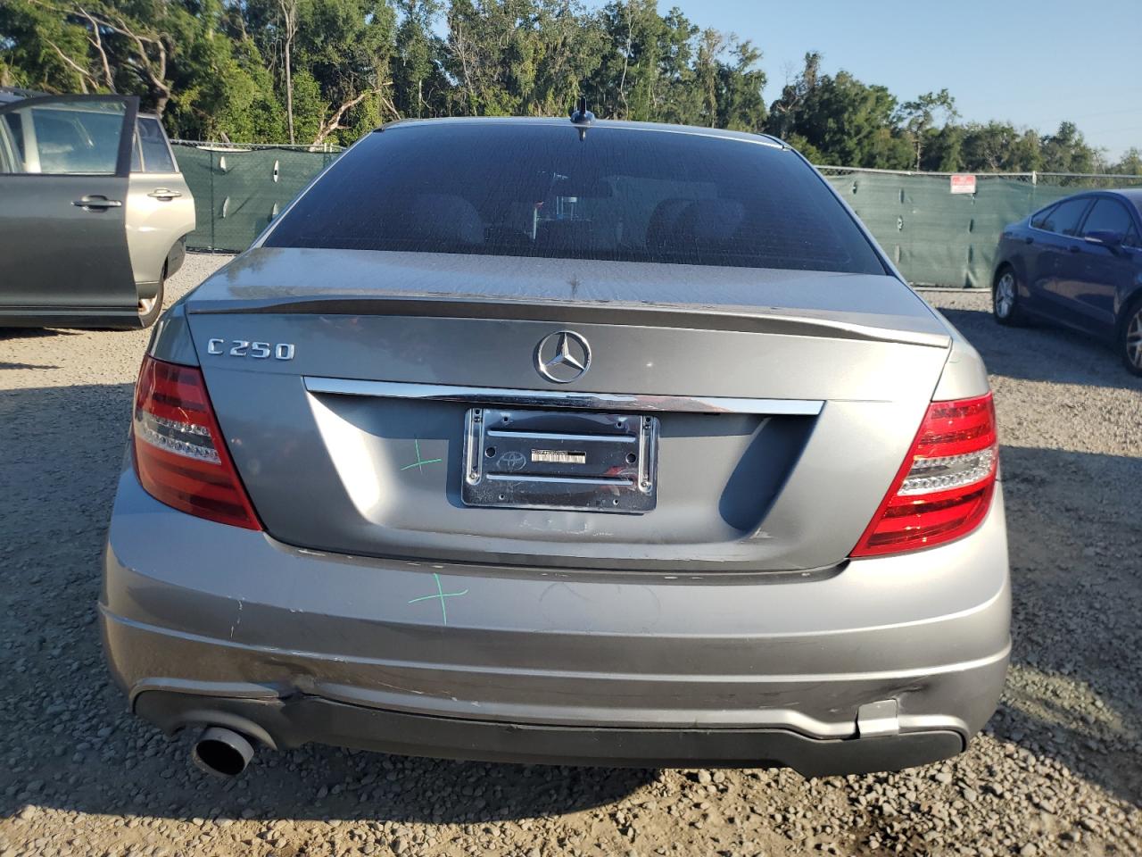 2014 Mercedes-Benz C 250 VIN: WDDGF4HB3EG232431 Lot: 72058254