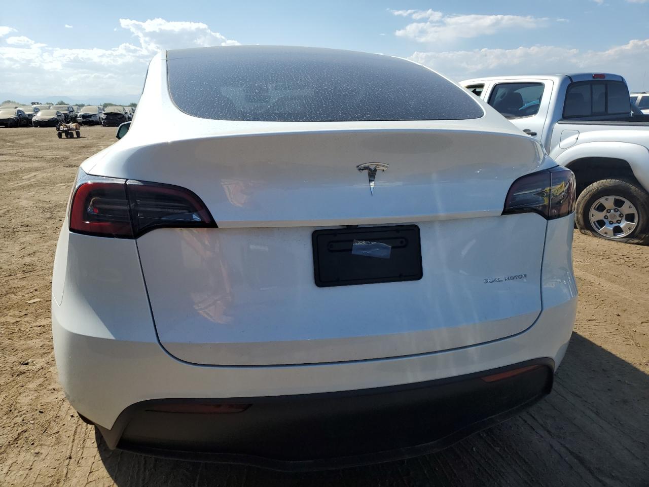 2024 Tesla Model Y VIN: 7SAYGDEE4RF162922 Lot: 69626594