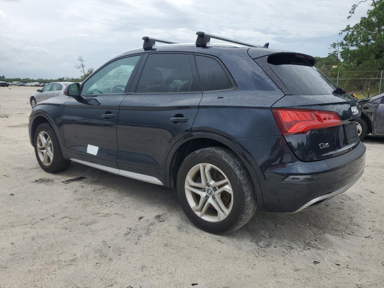 WA1ANAFY3J2210553 2018 AUDI Q5 - Image 2