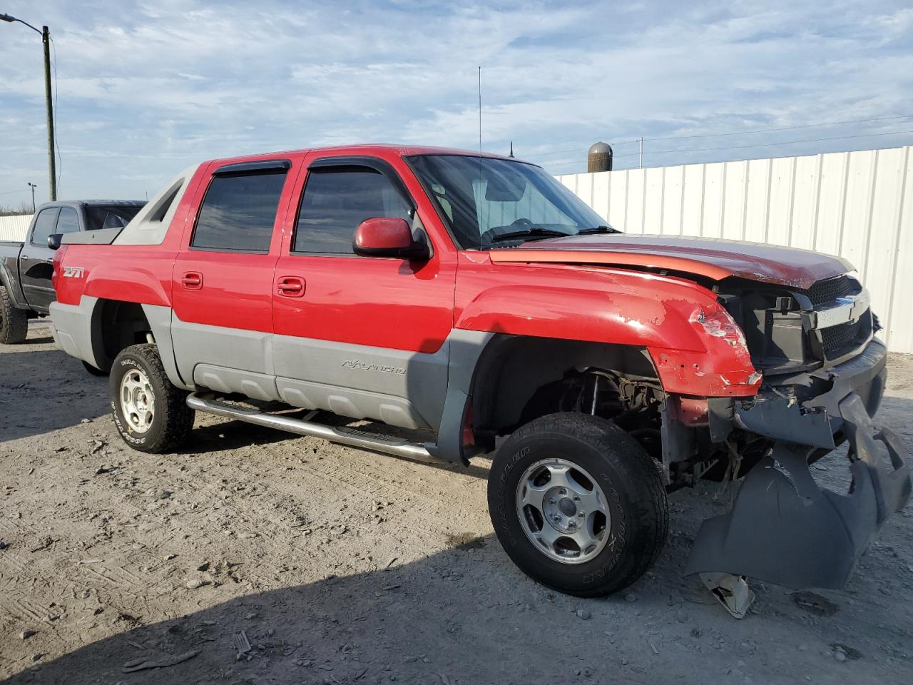 2002 Chevrolet Avalanche - Image 4