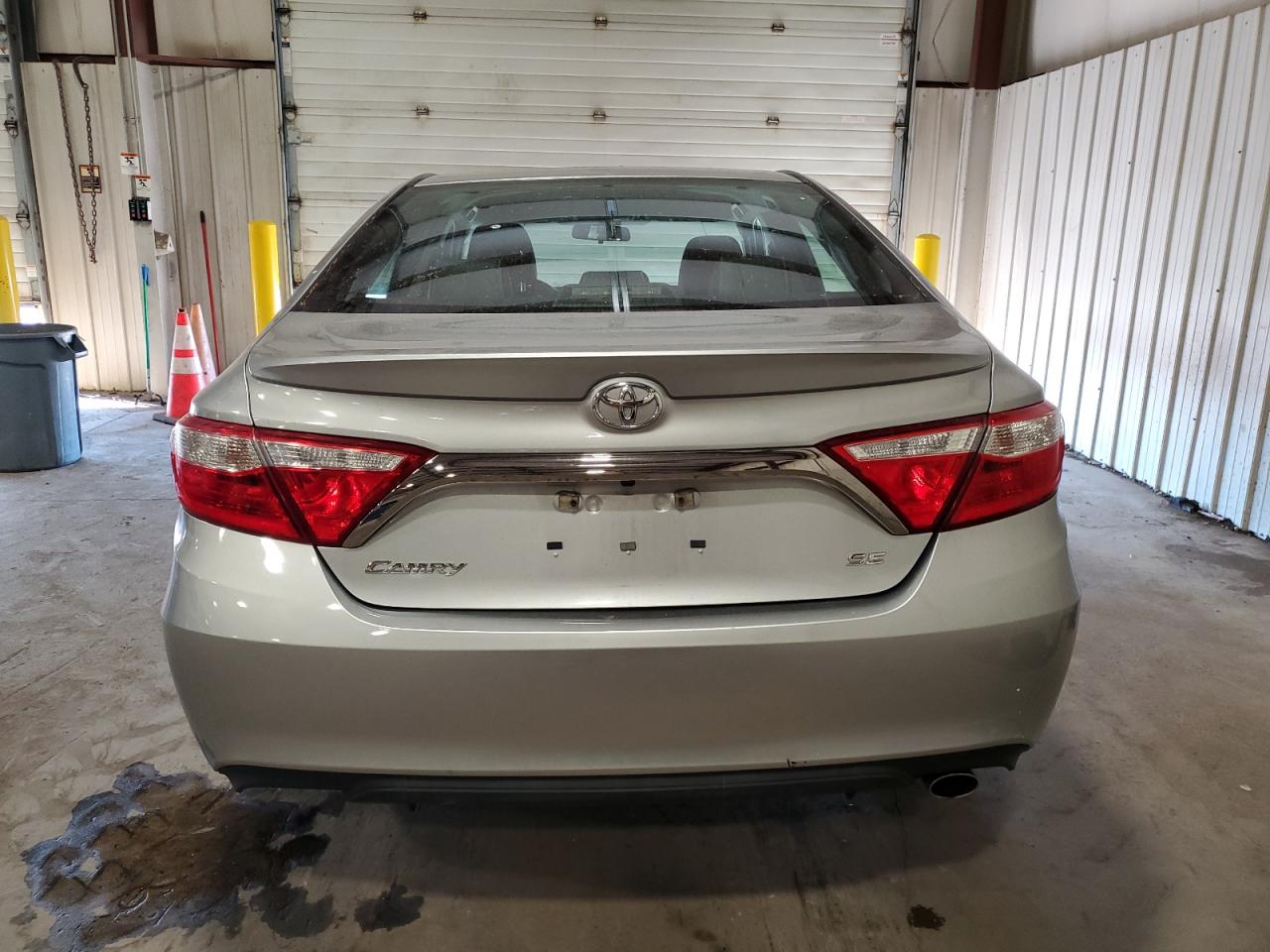 2015 Toyota Camry Le VIN: 4T1BF1FK7FU071974 Lot: 70649824