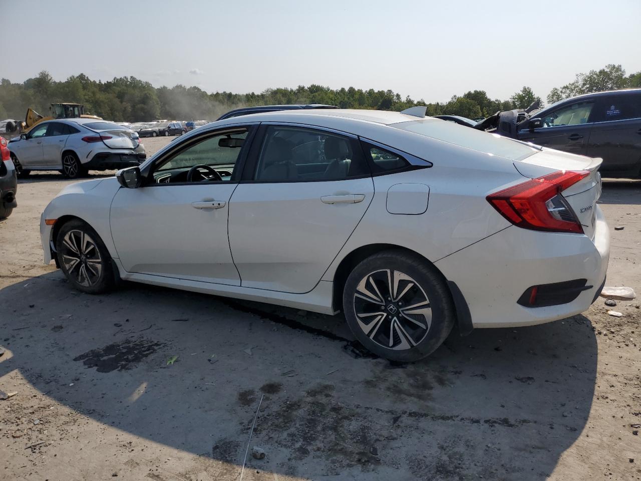 19XFC1F86GE216831 2016 HONDA CIVIC - Image 2