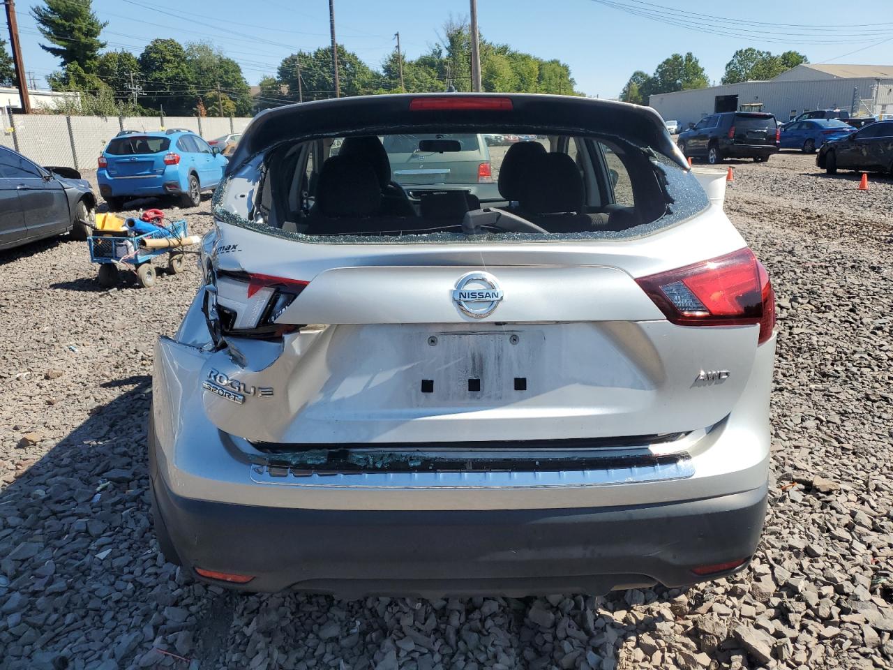 2018 Nissan Rogue Sport S VIN: JN1BJ1CR8JW262355 Lot: 69770914