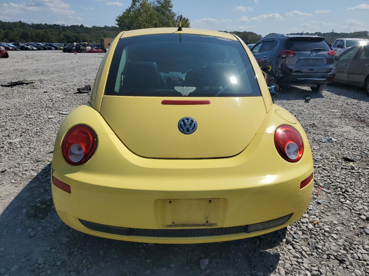 2010 Volkswagen New Beetle VIN: 3VWPG3AG6AM009949 Lot: 71229084