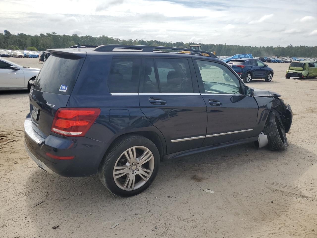 VIN WDCGG8JB1FG356041 2015 MERCEDES-BENZ GLK-CLASS no.3