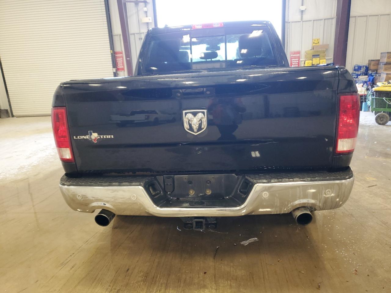 1C6RR6LT1FS676242 2015 Ram 1500 Slt