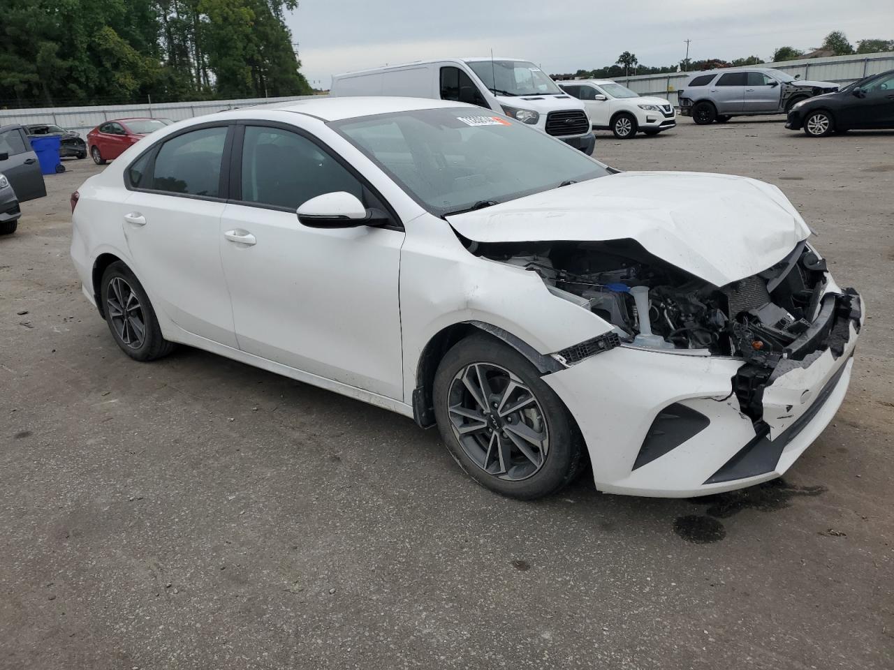 2023 Kia Forte - Image 4