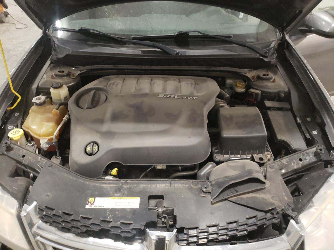 2012 Dodge Avenger - Image 11