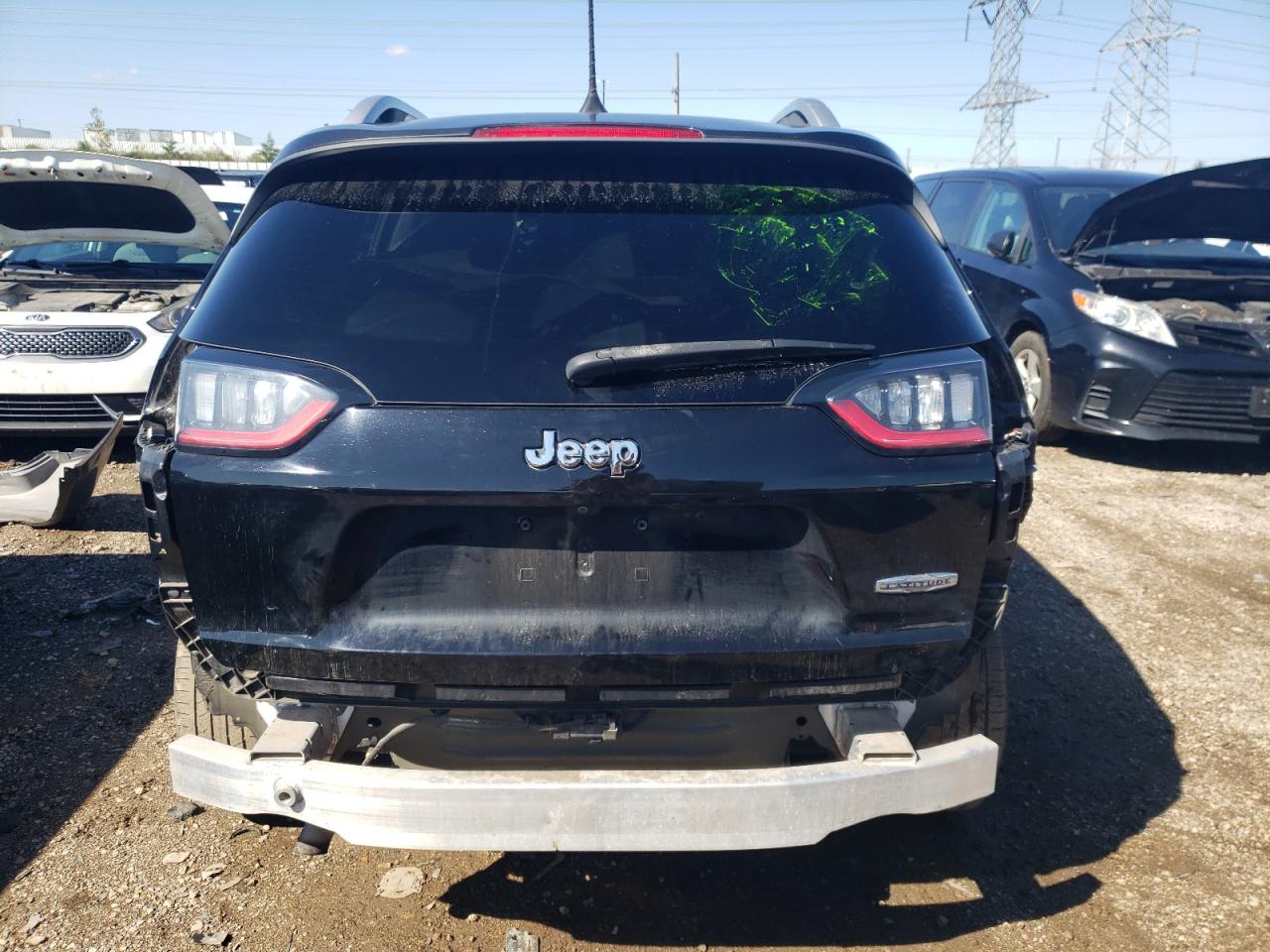 2019 Jeep Cherokee Latitude Plus VIN: 1C4PJLLB2KD202389 Lot: 72713324