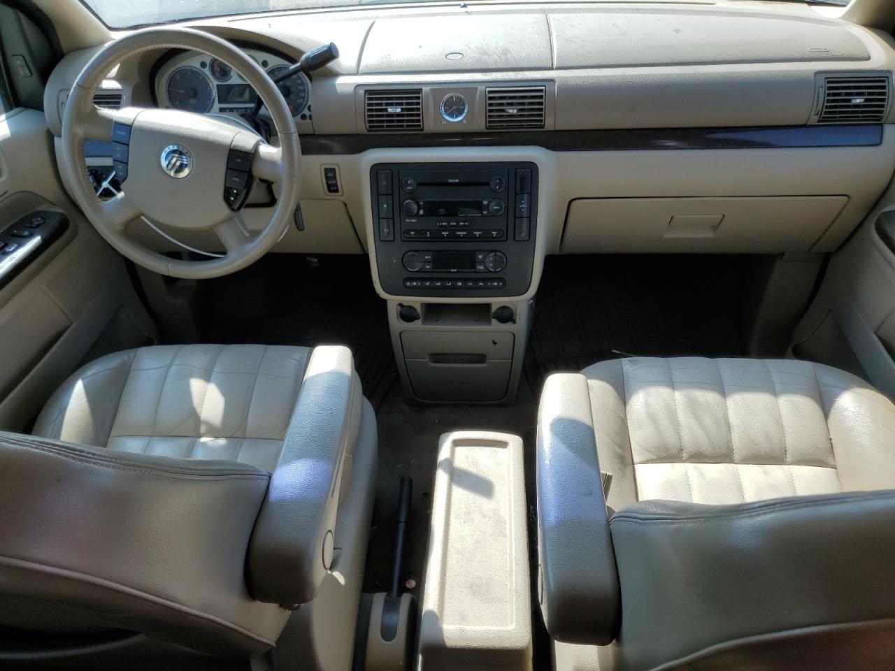 2MRDA222X5BJ03163 2005 Mercury Monterey Luxury