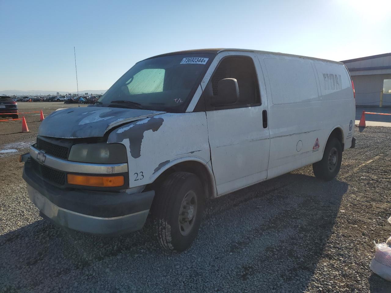 2006 Chevrolet Express G2500 VIN: 1GCGG25V261121786 Lot: 73692344