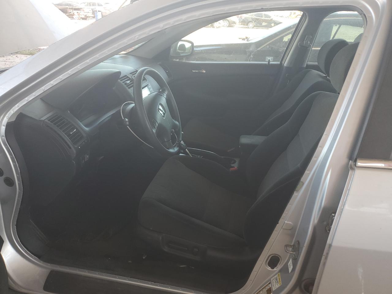 2005 Honda Accord Lx VIN: 1HGCM66305A060322 Lot: 60170485